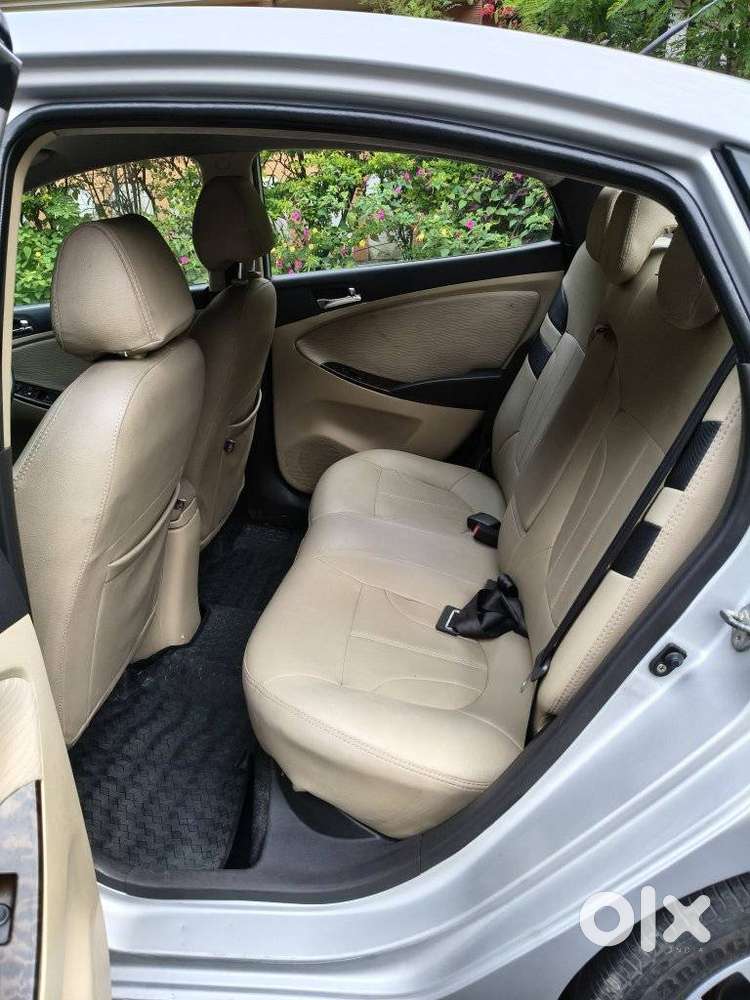 Hyundai Verna Fluidic 1.6 Vtvt Sx, 2011, Petrol