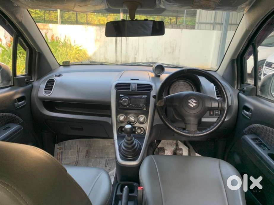 Maruti Suzuki Ritz Vxi, 2013, Petrol