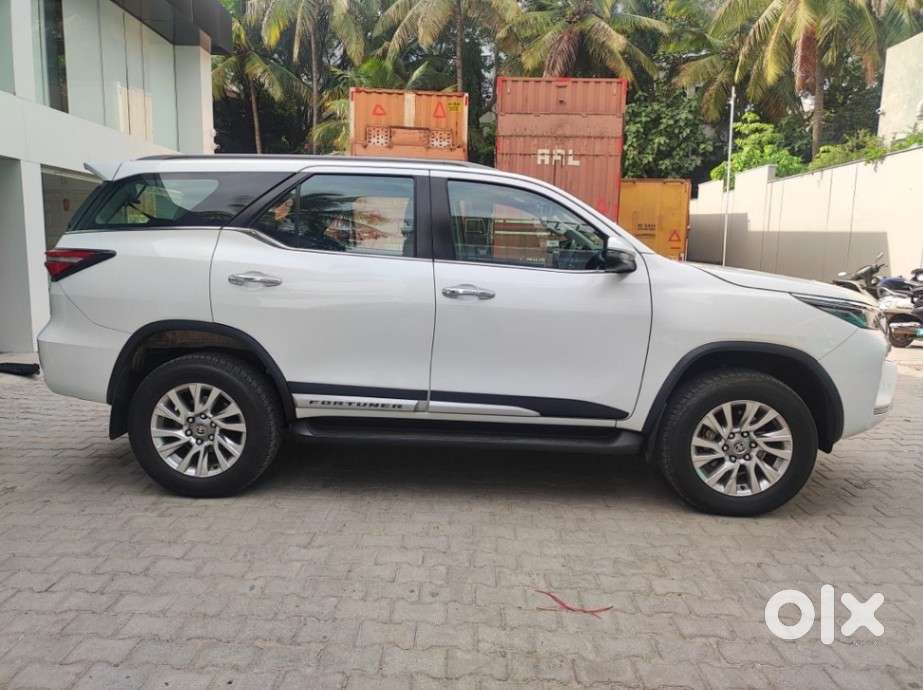 Toyota Fortuner 4x4 At 2.8 Diesel, 2024