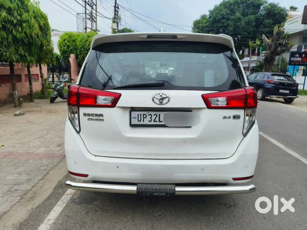 Toyota Innova Crysta 2.4 G Mt 7 Str, 2021, Diesel