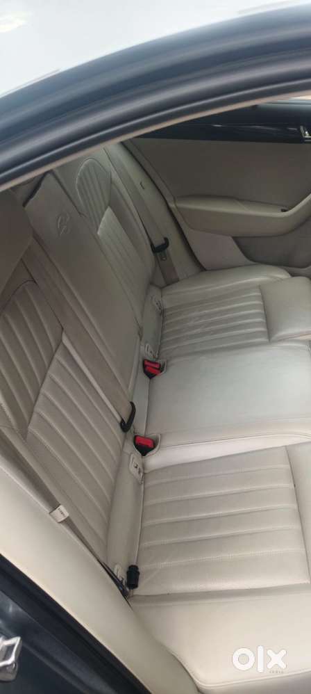 Skoda Superb L&k 2.0 Tdi At, 2017, Diesel