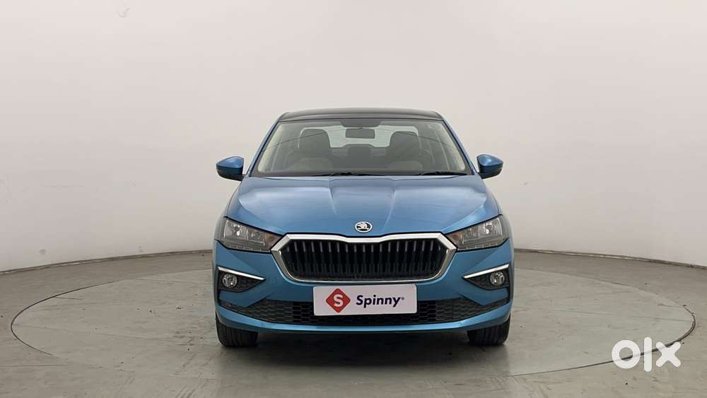 Skoda Slavia Ambition 1.0l Tsi At, 2022, Petrol