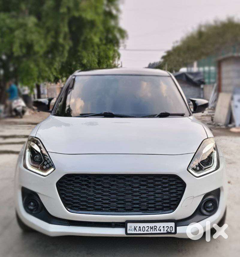 Maruti Suzuki Swift Vxi + Manual, 2021, Petrol