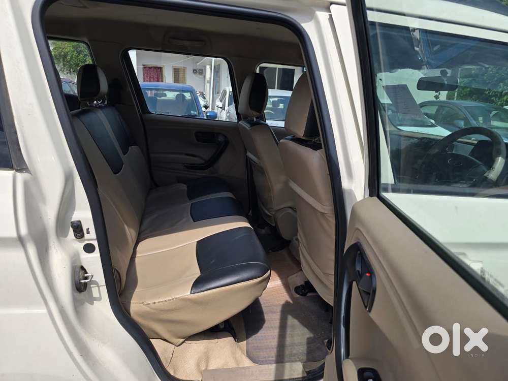 Mahindra Tuv 300 T6 Plus, 2019, Diesel