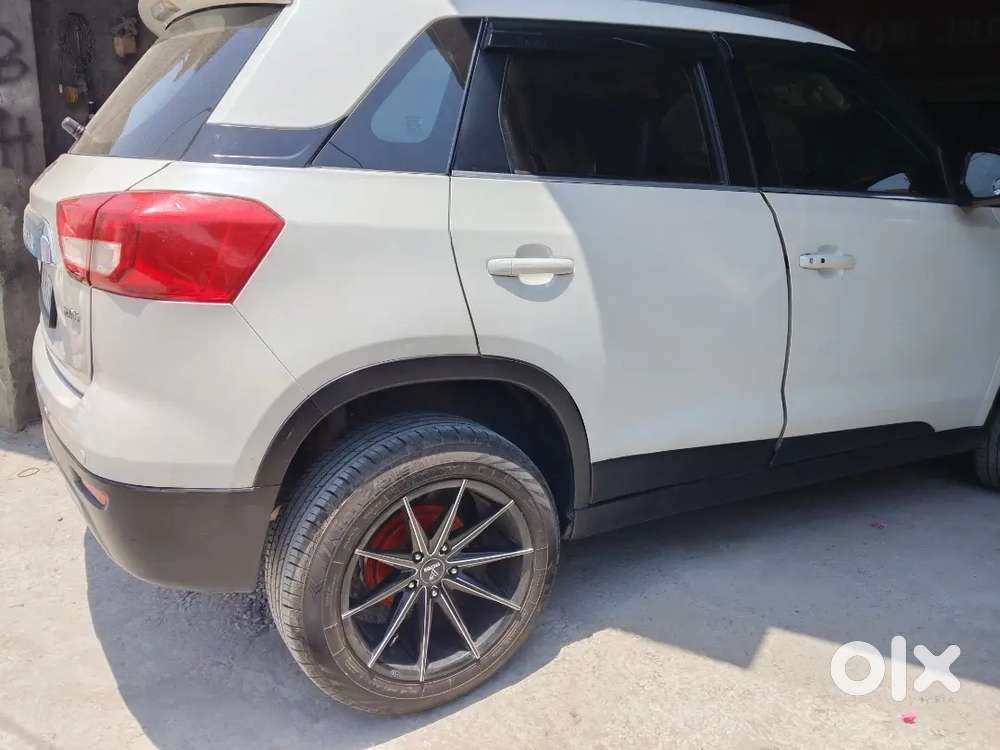 Newly Tyre And Alloy . Well Maintained Car