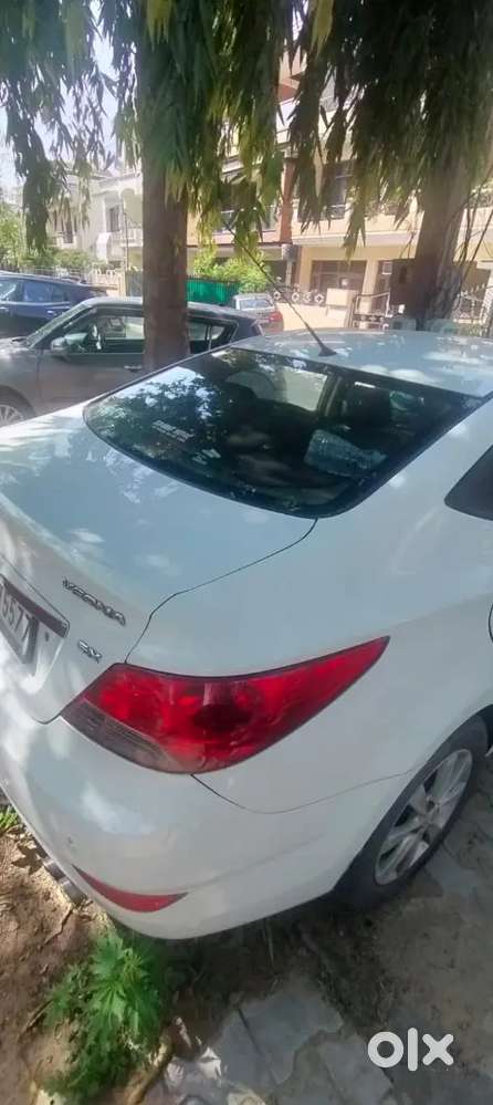 Hyundai Verna 2013
