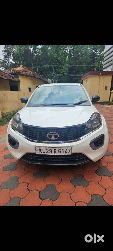 Tata Nexon 1.2 Revotron Xma Amt (s), 2020, Diesel