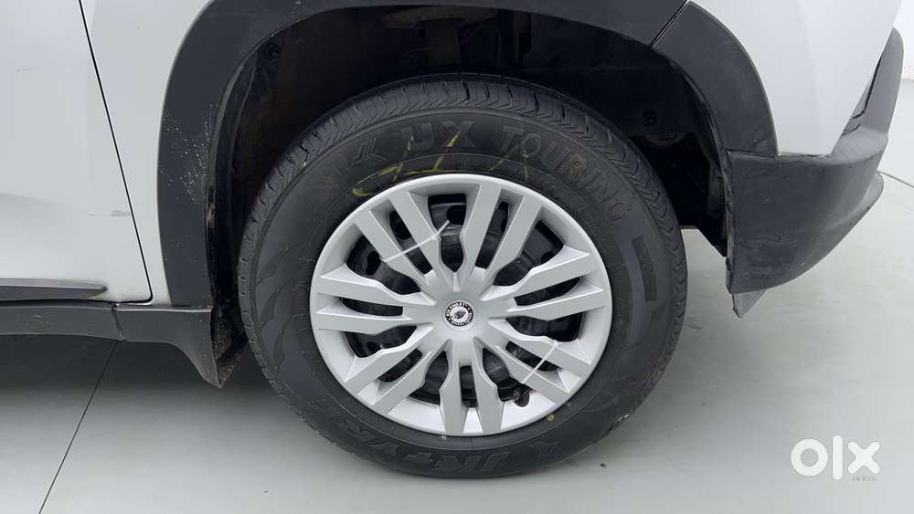 Mahindra Kuv 100 2016-2017 Mfalcon G80 K4, 2017, Petrol