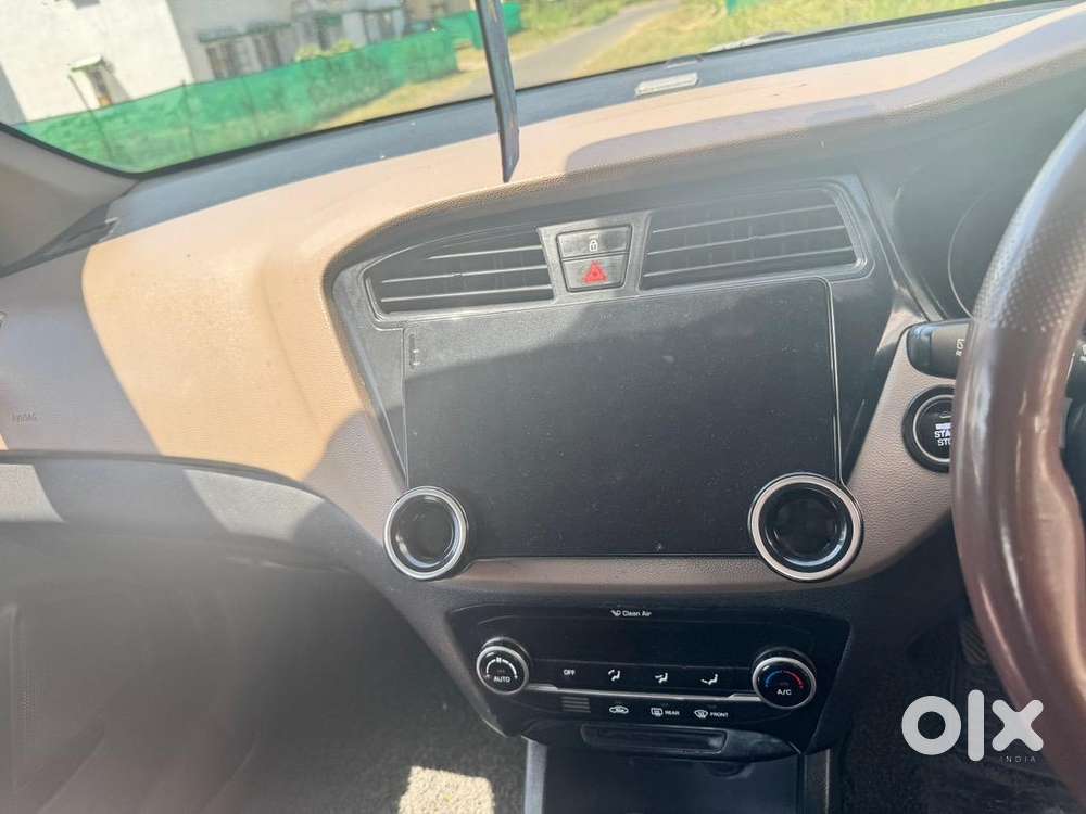 Hyundai I20 2016 Diesel 100000 Km Driven