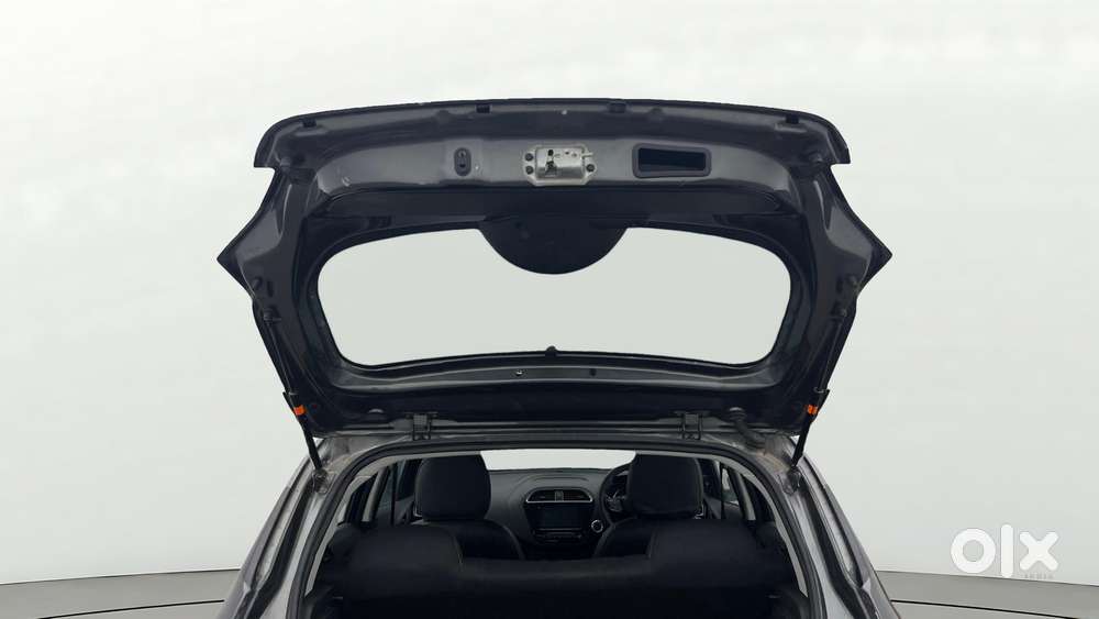 Tata Tiago Nrg Petrol, 2022, Petrol