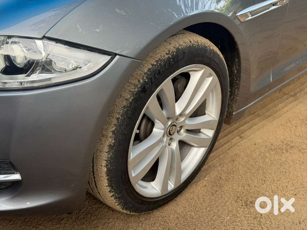 Jaguar Xjl 3.0 V6 Diesel Lwb 2011,  Original Kerala Showroom Service