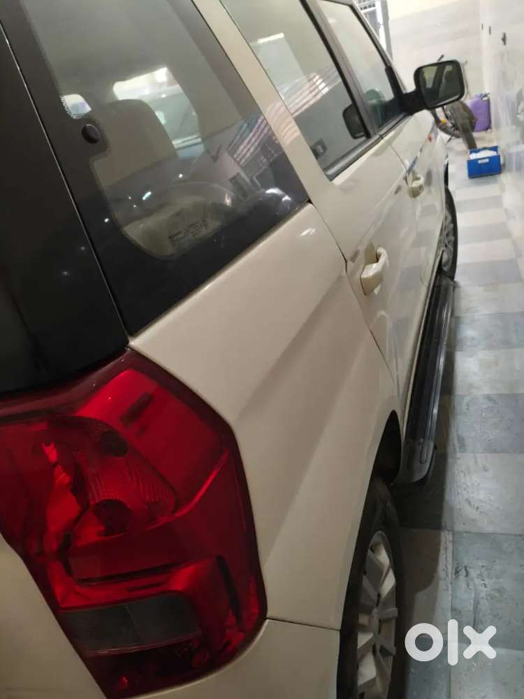 Mahindra Tuv 300 2015