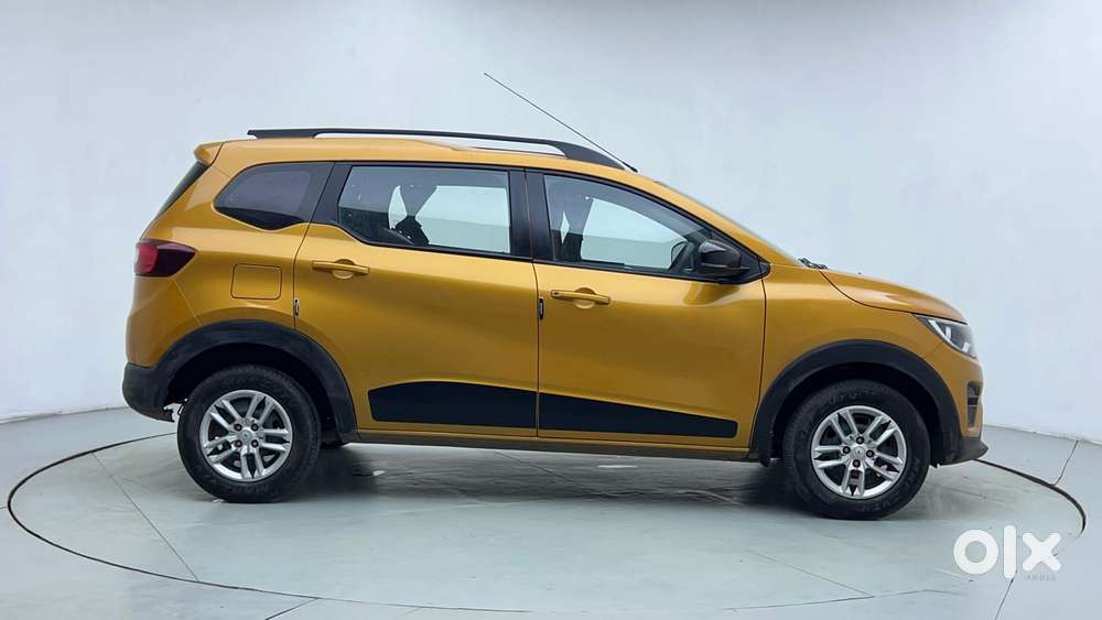 Renault Triber Rxt Easy-r Amt, 2023, Petrol