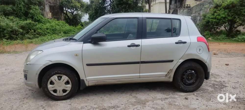Maruti Suzuki Swift 2011 Year