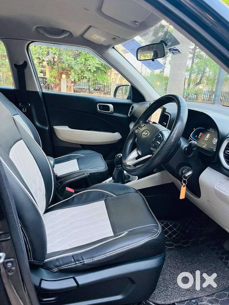 Hyundai Venue S 1.2 Petrol, 2023, Petrol