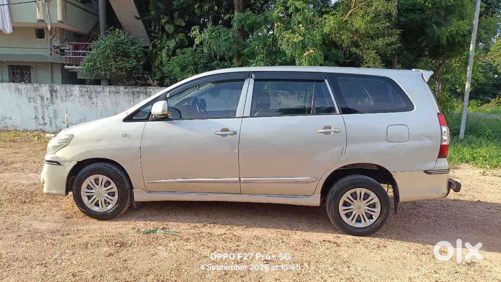 Toyota Innova 2.5 G4 2015
