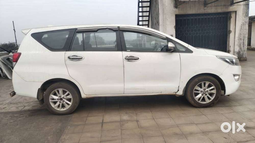 Toyota Innova Crysta 2.4 Gx Limited Edition 8 Str, 2019, Diesel