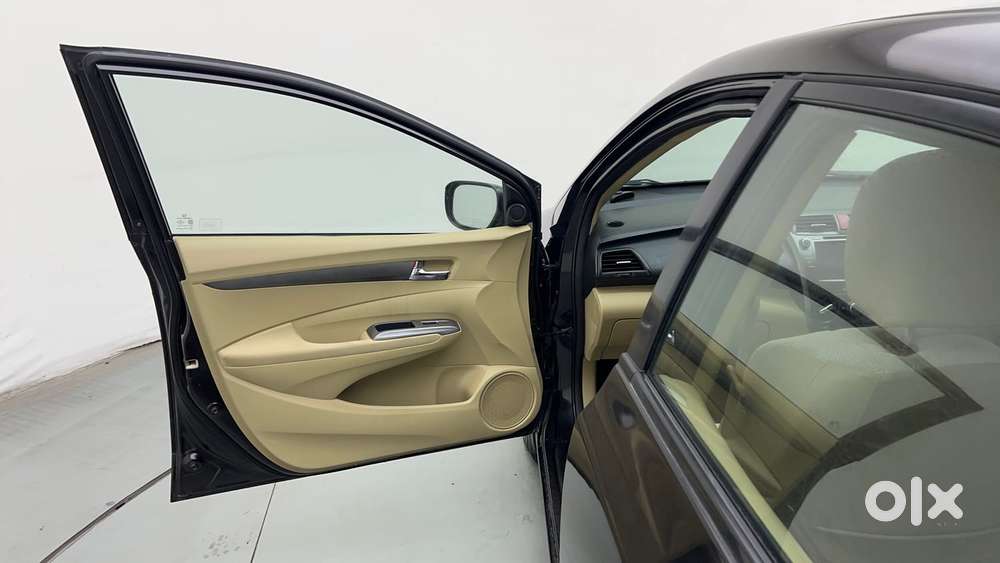 Honda City V Mt, 2013, Petrol