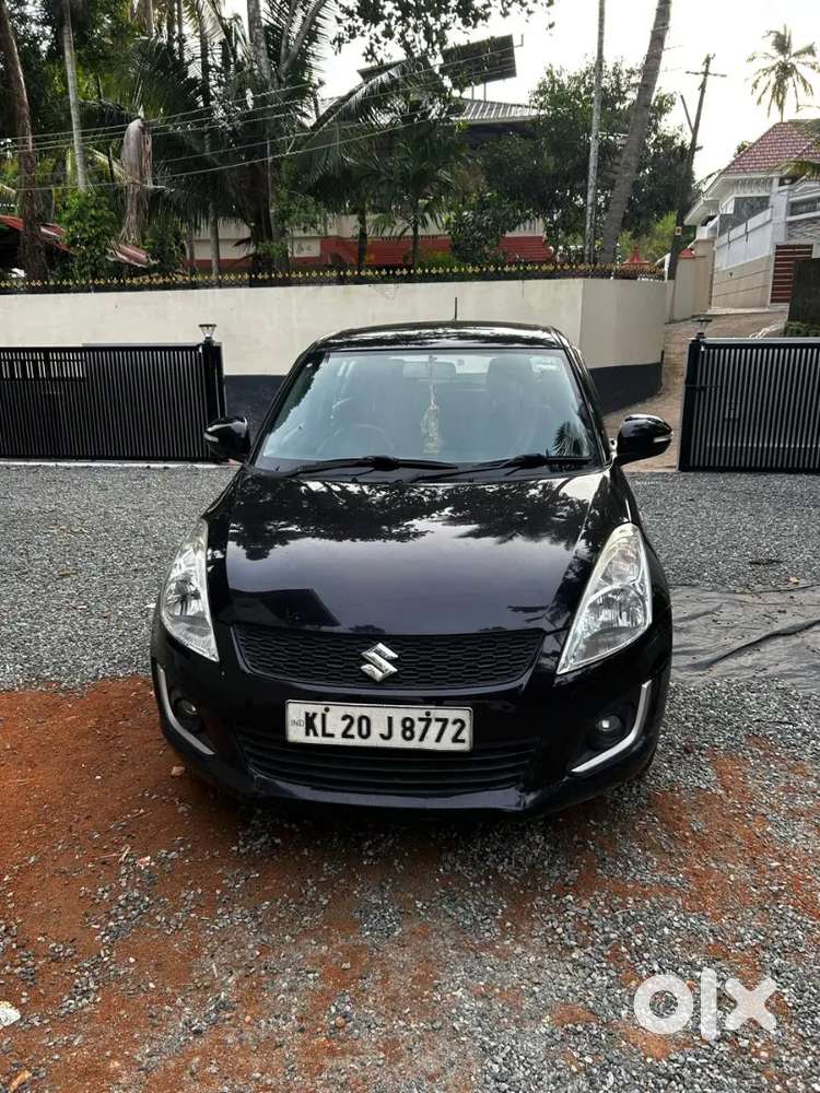 Maruti Suzuki Swift 2016 Petrol 71000 Km Driven