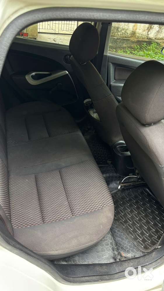 Fird Figo Titanium