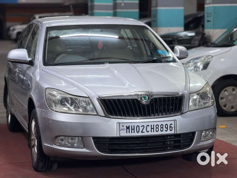 Skoda Laura 1.8 Tsi Ambiente, 2012, Petrol