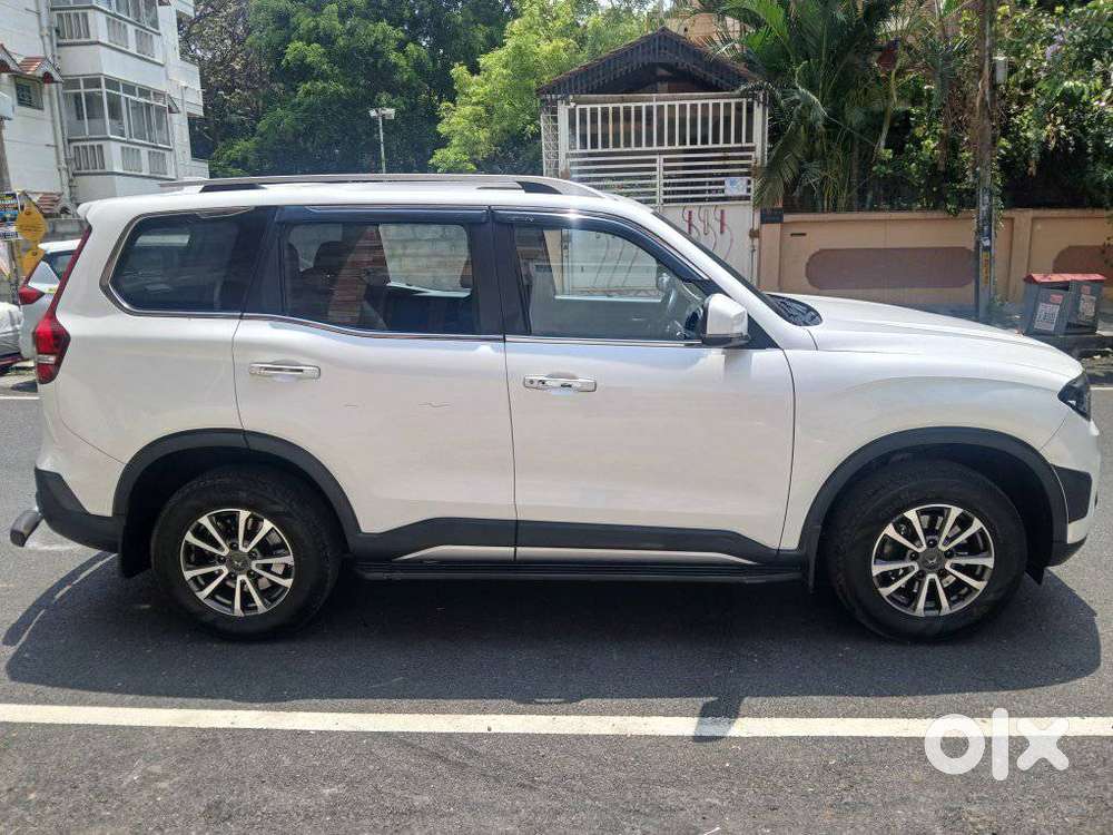 Mahindra Scorpio N Z8 L Diesel Mt 2wd 7 Str [2022], 2023