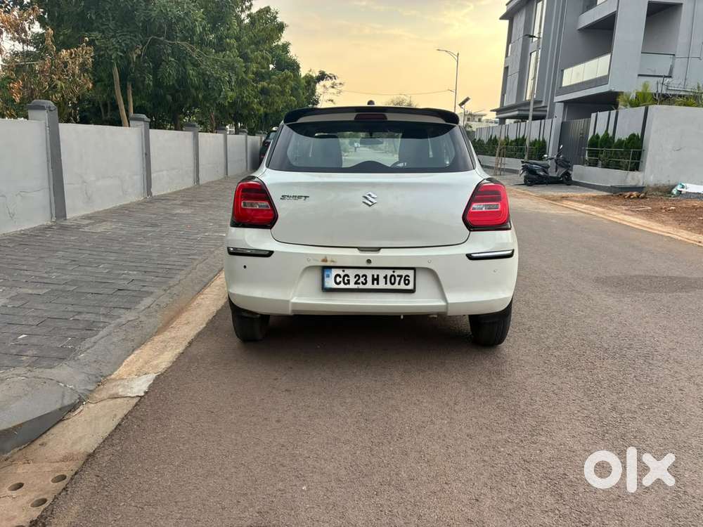 Maruti Suzuki Swift Vxi + Manual, 2019, Petrol