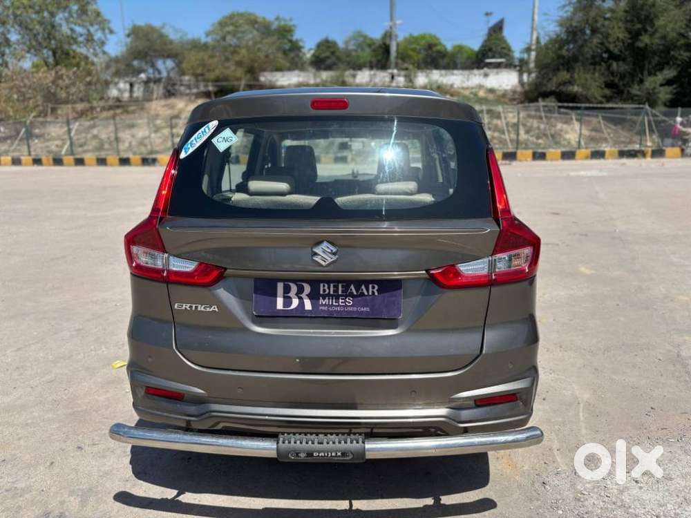 Maruti Suzuki Ertiga 2022-2023 Vxi Cng, 2023, Cng & Hybrids