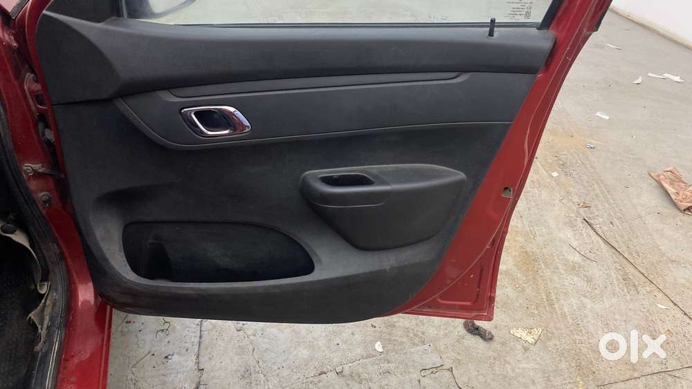 Renault Kwid 1.0 Rxt (o), 2018, Petrol