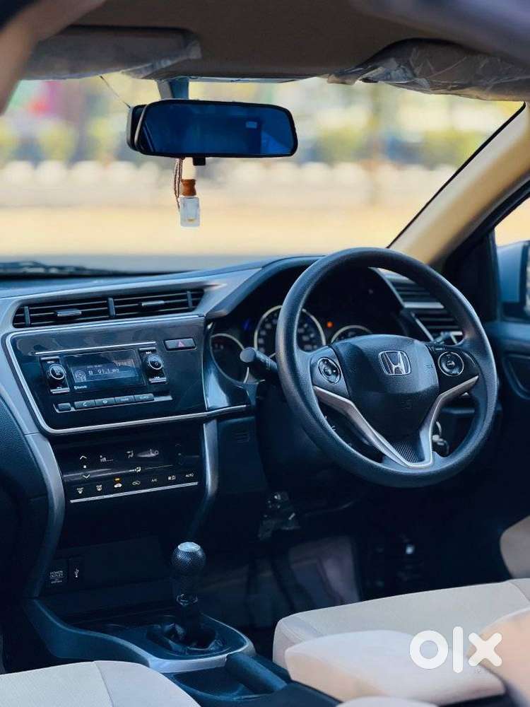 Honda City I-vtec Sv, 2018, Petrol