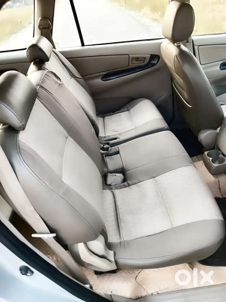 Toyota Innova 2015 Diesel 90000 Km Driven
