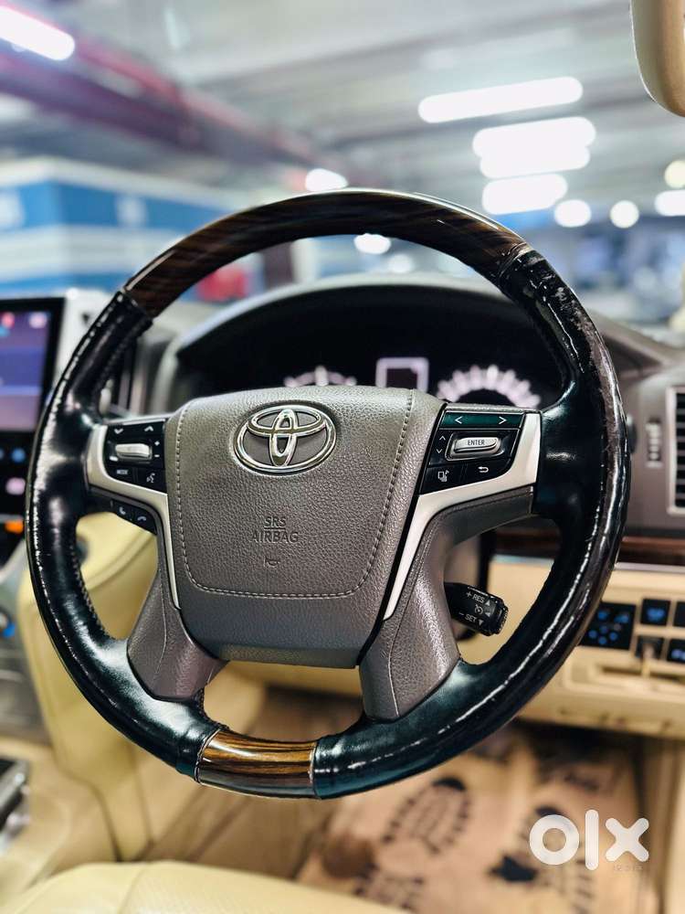 Toyota Land Cruiser [ ] 4.5 Vx Lc 200, 2017, Diesel