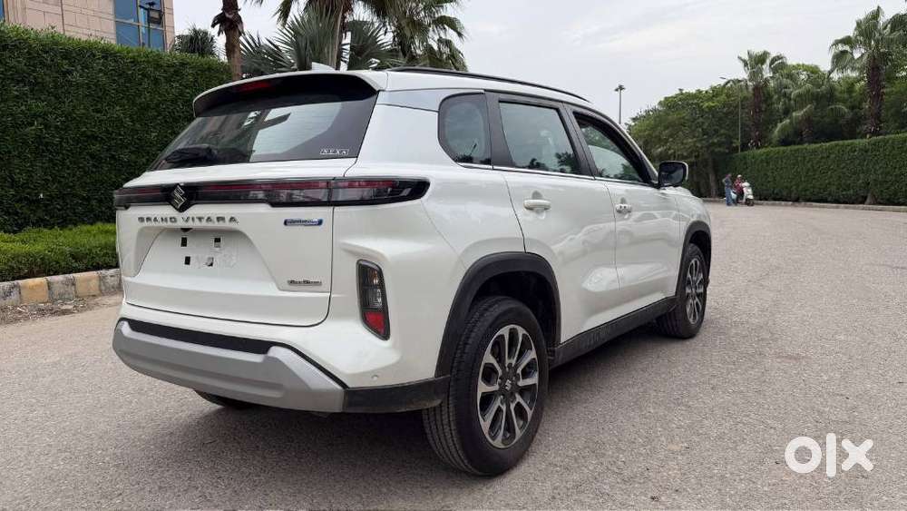 Maruti Suzuki Grand Vitara 1.5 Alpha Smart Hybrid Allgrip, 2026, Pet..