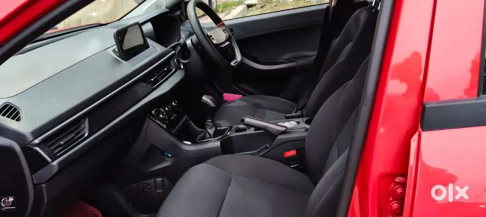 Tata Nexon Smart 2026