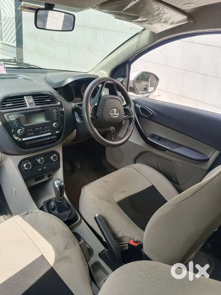 Tata Tiego Petrol