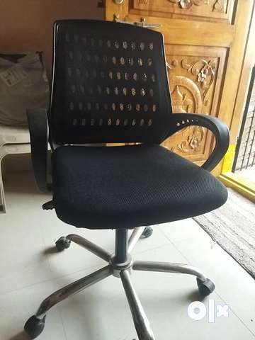 Computer best sale chair olx