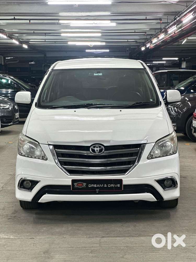 Toyota Innova 2.5 Gx (diesel) 8 Seater Bs Iv, 2014, Diesel