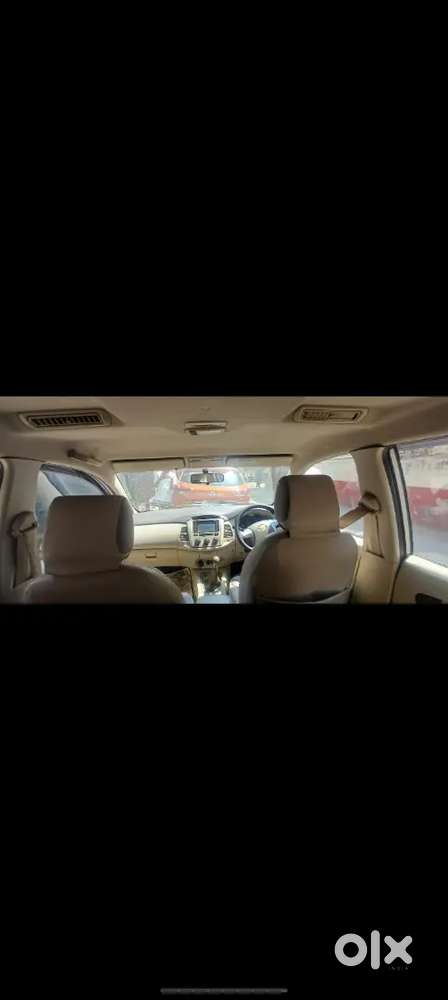 Toyota Innova 2014 Diesel Well Maintained