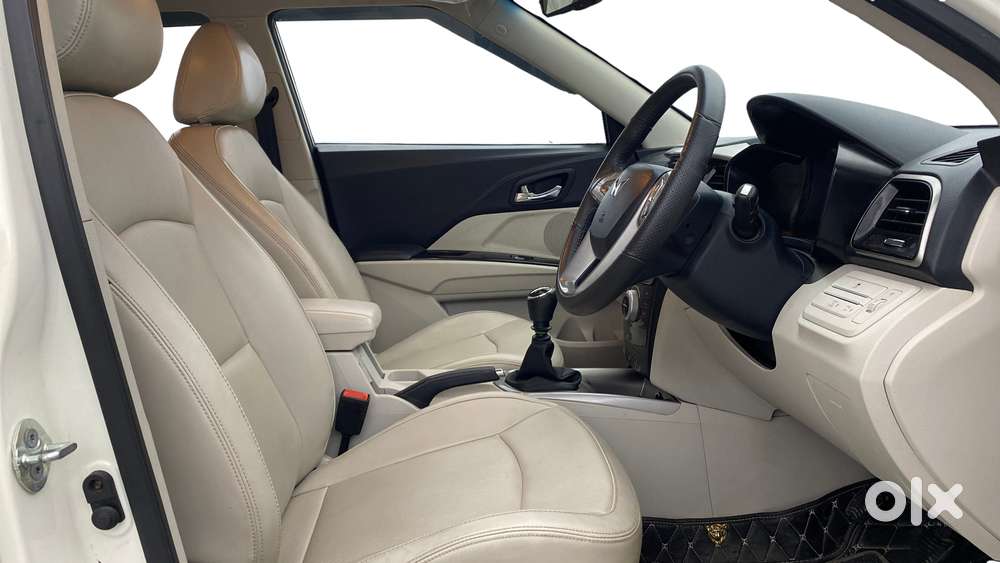 Mahindra Xuv300 W8 Option, 2023, Petrol