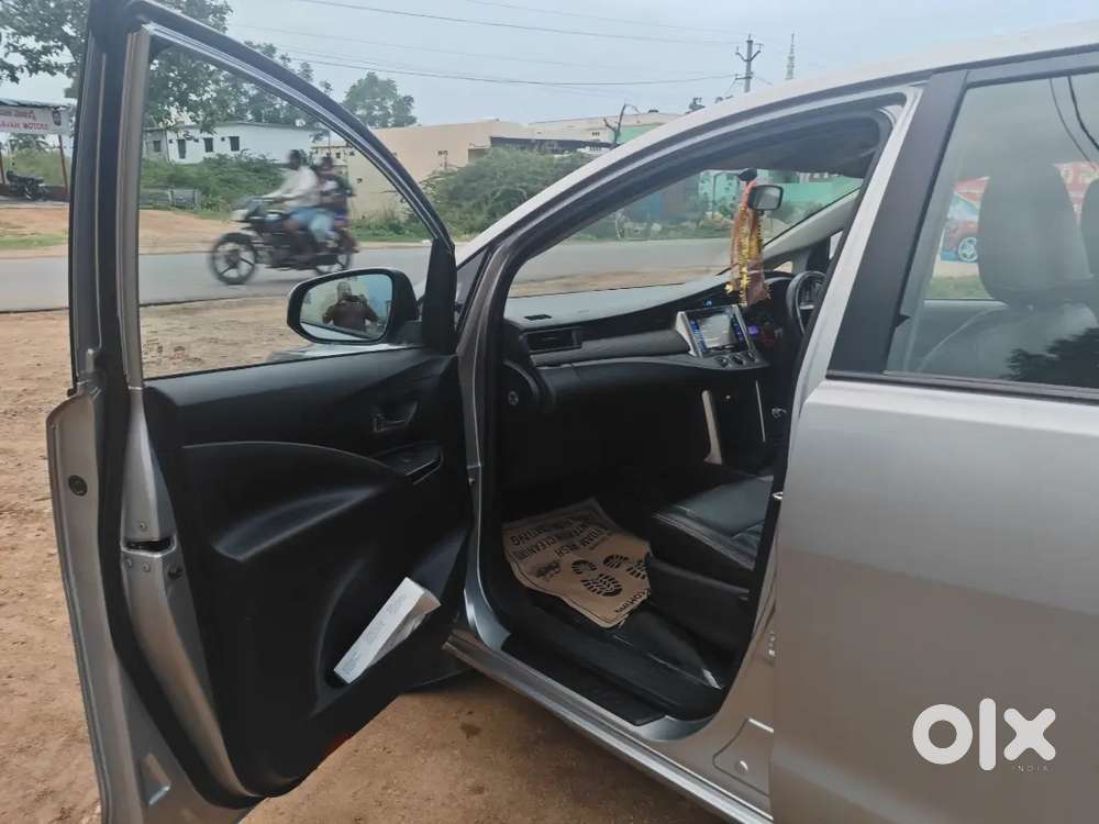 Toyota Innova Crysta 2019 12th Month 2020 Registration