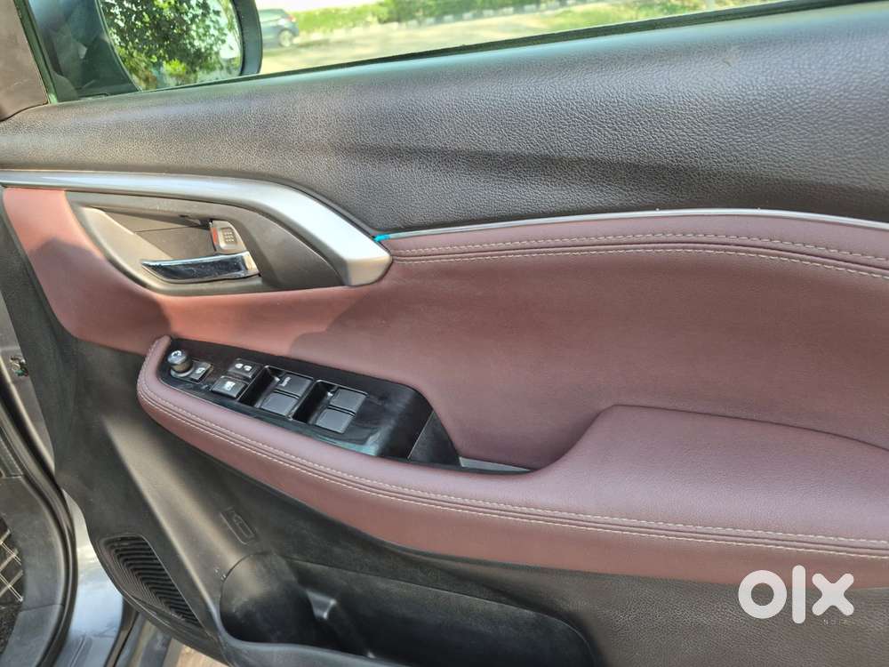 Maruti Suzuki Grand Vitara 1.5 Alpha Smart Hybrid At, 2022, Petrol