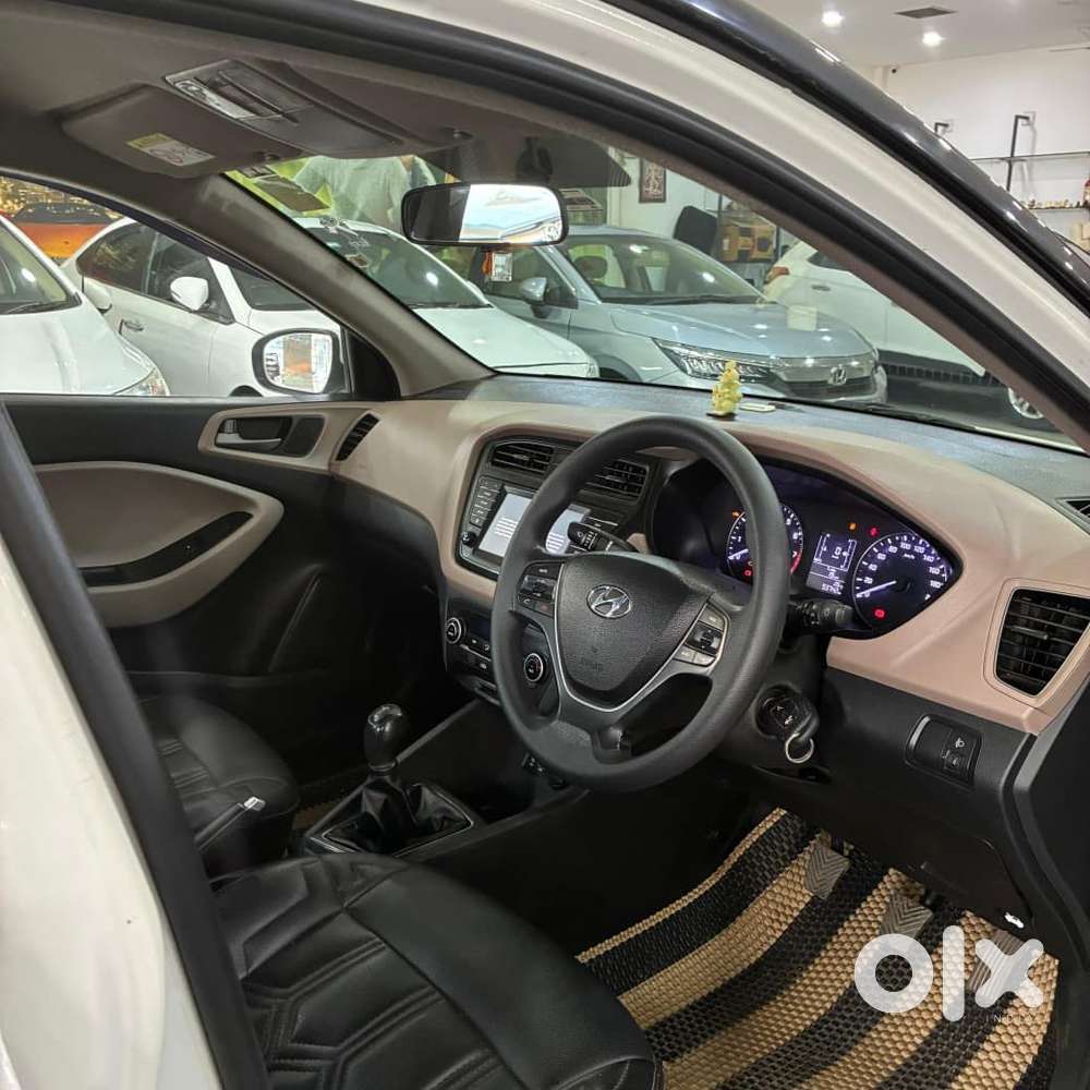 Hyundai I20 Asta 1.2 Mt Dual Tone, 2018, Petrol
