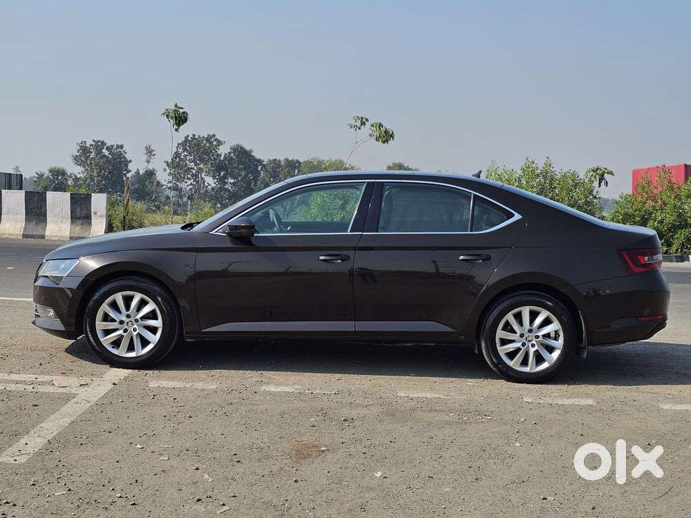 Skoda Superb L&k 2.0 Tdi At, 2016, Diesel