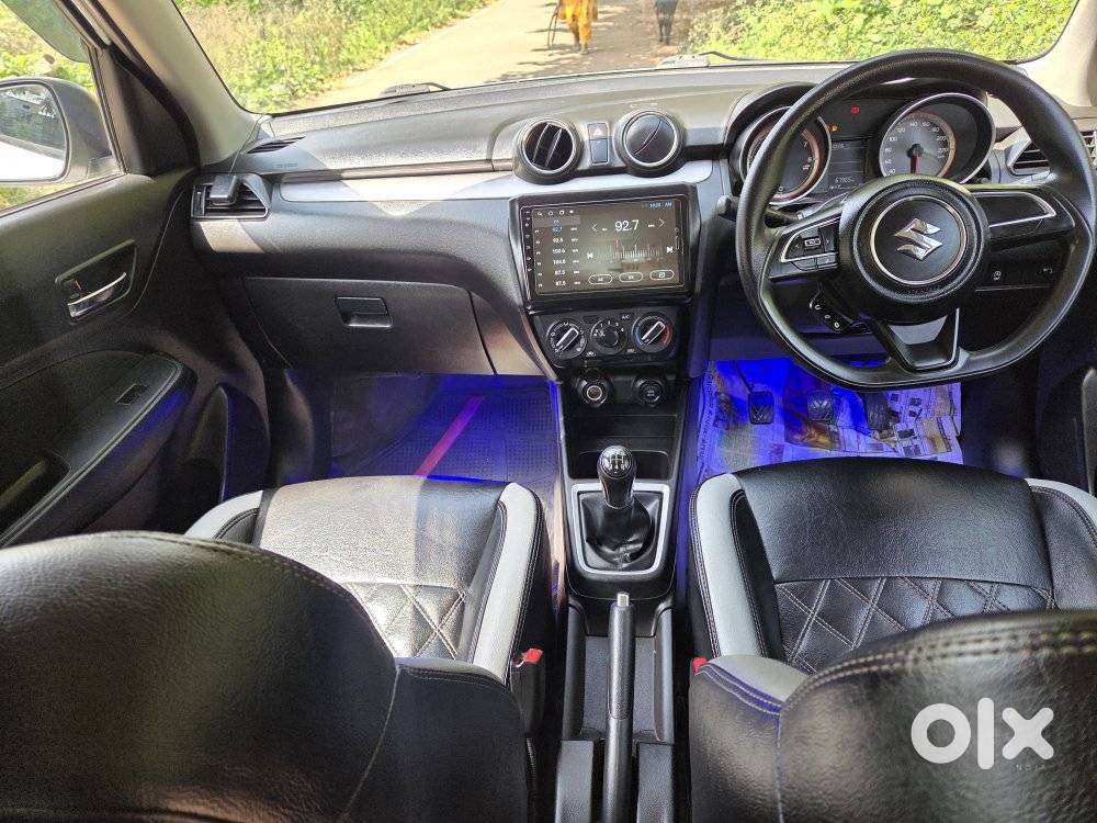 Maruti Suzuki Swift Vxi + Manual, 2021, Petrol