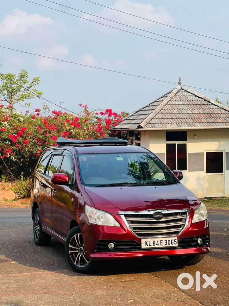 Toyota Innova 2012-2013 2.5 E Diesel Ms 7-seater, 2013, Diesel
