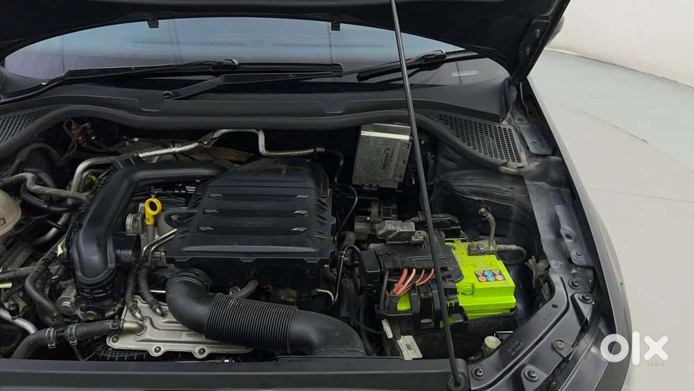Volkswagen Vento 1.6 Highline, 2021, Petrol