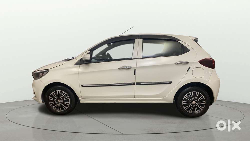 Tata Tiago 1.2 Revotron Xt, 2021, Petrol