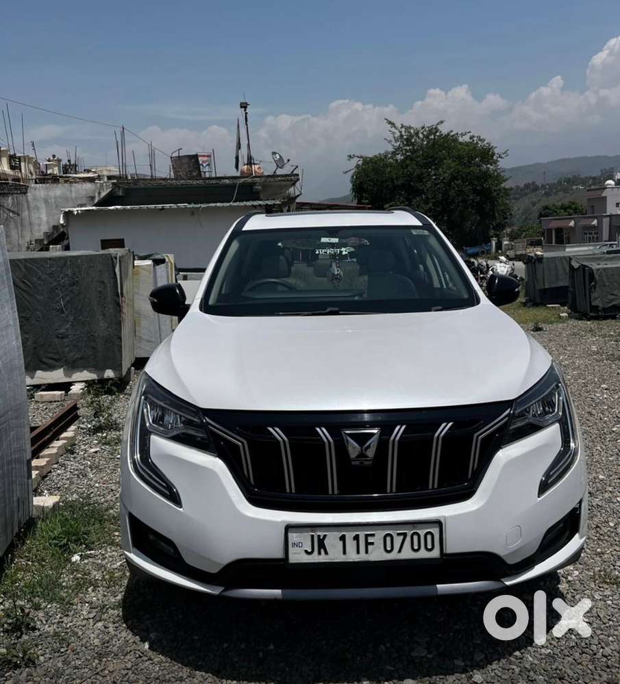Mahindra Xuv700 Diesel 104000 Km Driven