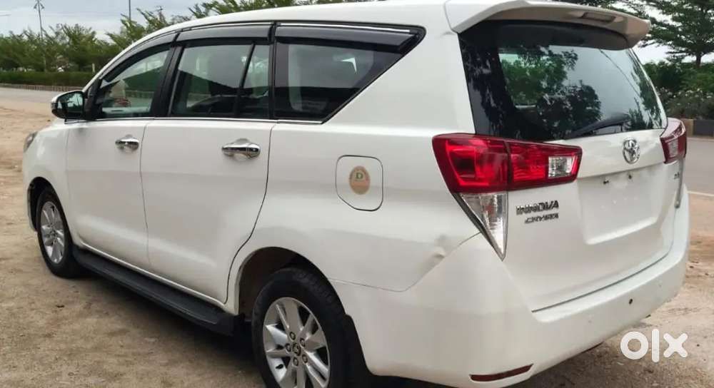 Toyota Innova Crysta 2019
