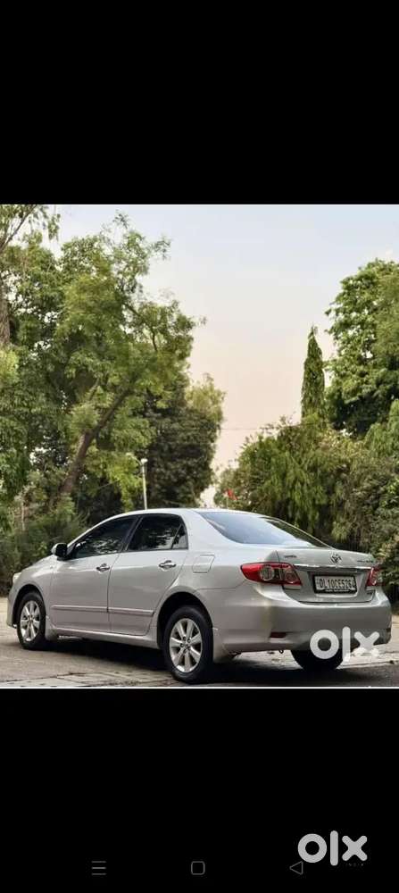 Toyota Corolla Altis 2013 Petrol Well Maintained